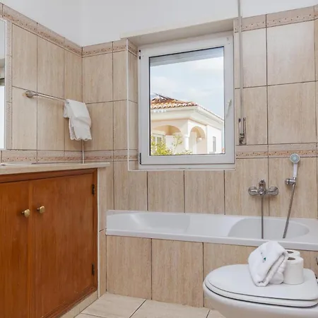 D08 - Bay View In Vale Da