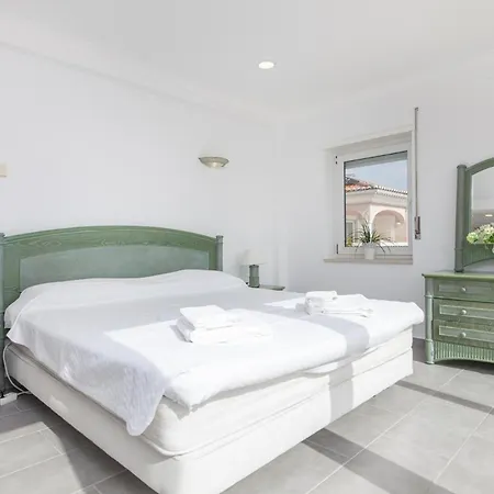 Villa D08 - Bay View In Vale Da *