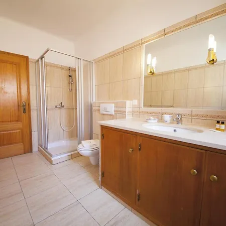 D08 - Bay View In Vale Da Villa