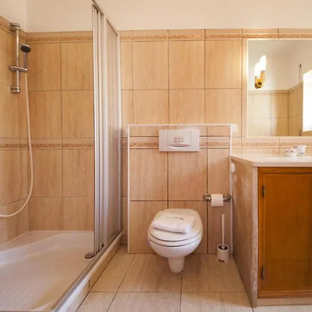 D08 - Bay View In Vale Da