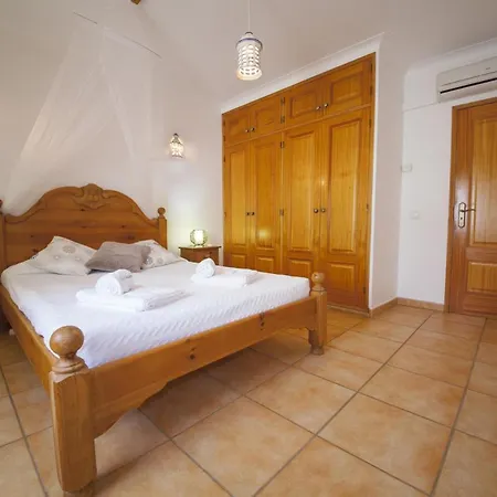 D08 - Bay View In Vale Da